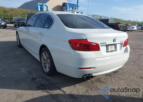 2015 BMW 528I из США, поврежденный, VIN WBA5A5C54FD518358